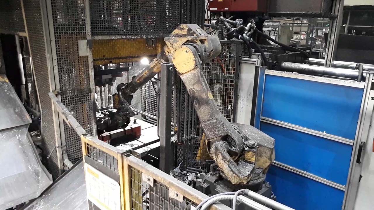 FANUC M-710iC/50, E-33082 livarski robot HR1834, rabljen